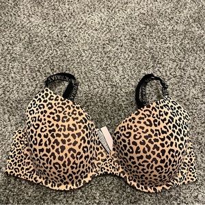 Victoria’s Secret push up bra